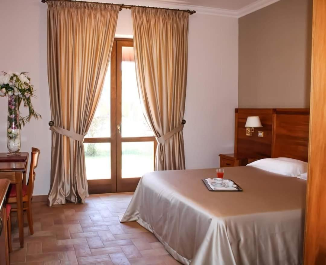 Grand Hotel Vigna Nocelli 루체라 외부 사진