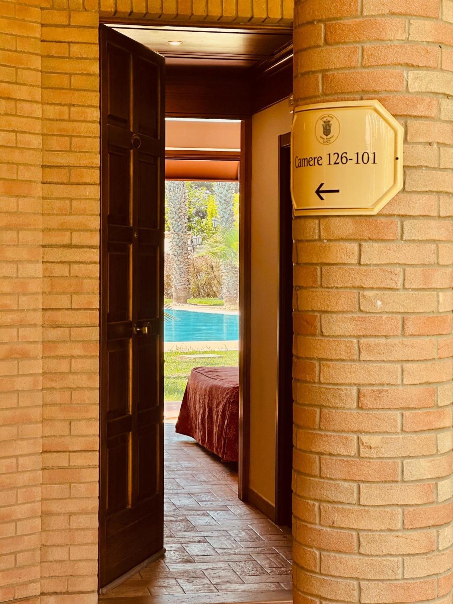Grand Hotel Vigna Nocelli 루체라 외부 사진